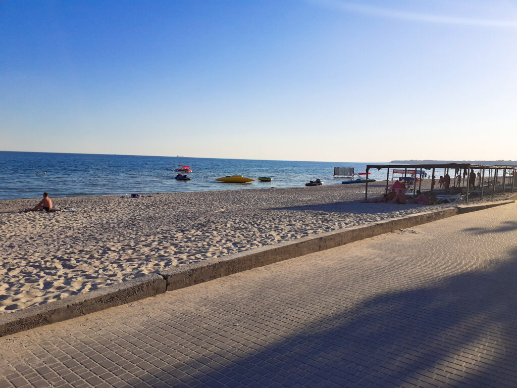 пляж море коблево